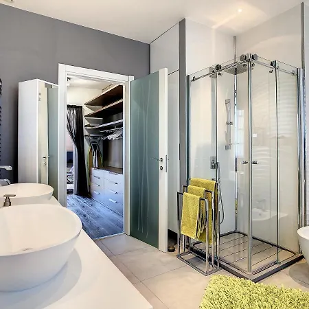 Un Palais Au Prix D'un 3 Etoiles Apartment Cannes